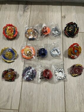 9 NEW, never used BeyBlade Spinning Battle Top.